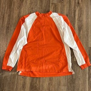 Men’s Izod long sleeve shirt